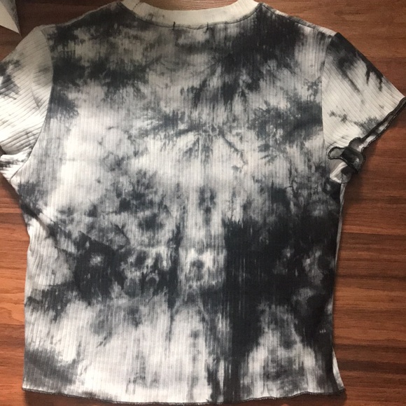 Juniors ROMWE cropped Tee - Picture 6 of 6